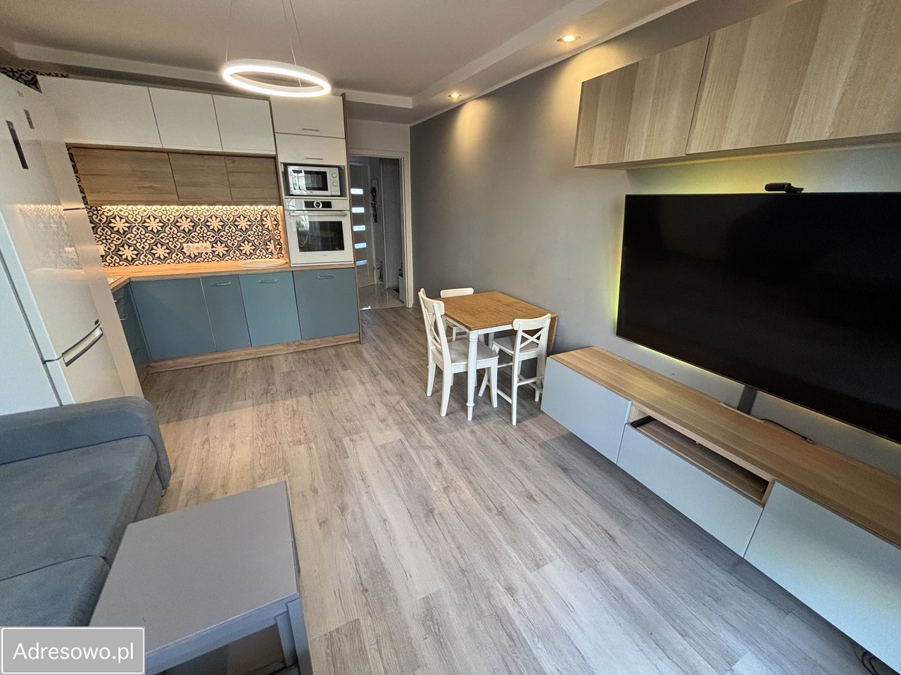 Mieszkanie 3-pokojowe Pabianice. Zdjęcie 1