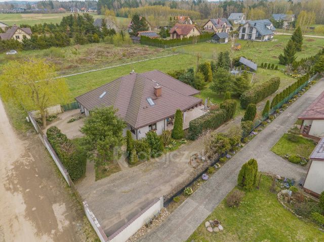 dom wolnostojący, 6 pokoi Kielno. Zdjęcie 22