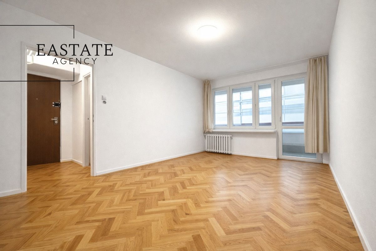 Mieszkanie 3-pokojowe Warszawa Śródmieście, ul. Emilii Plater. Zdjęcie 2