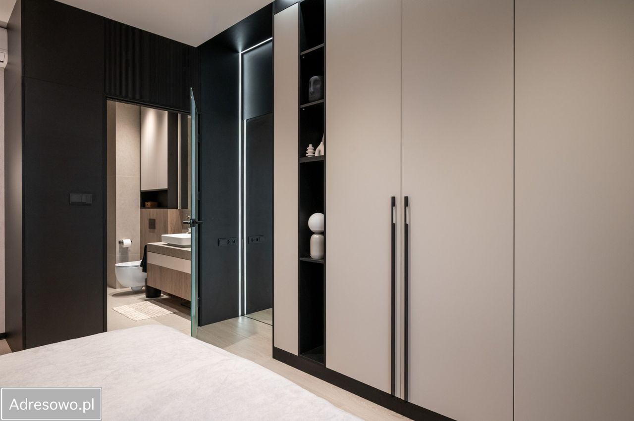 Mieszkanie 4-pokojowe Katowice Śródmieście. Zdjęcie 7