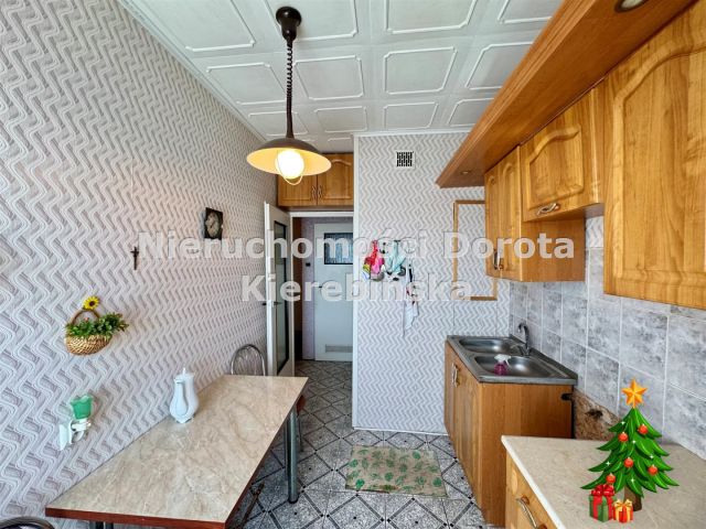 Mieszkanie 3-pokojowe Tomaszów Mazowiecki, ul. dr. Karola Benniego. Zdjęcie 1