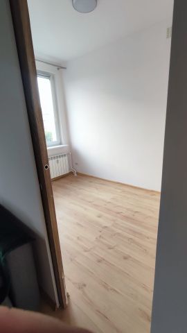 Mieszkanie 3-pokojowe Warszawa Skorosze, ul. Obrońców Helu. Zdjęcie 7