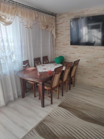 Mieszkanie 4-pokojowe Radzyń Podlaski, ul. Króla Kazimierza Jagiellończyka. Zdjęcie 1