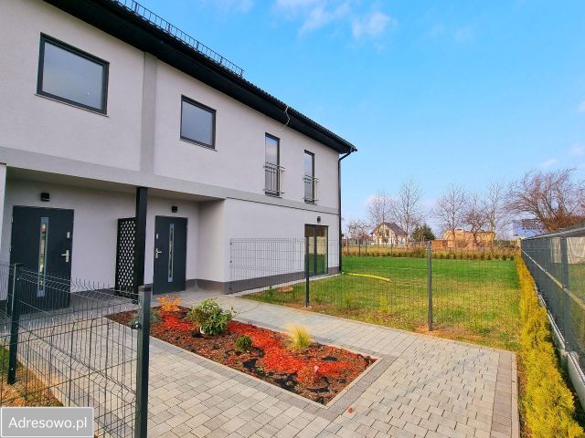 bliźniak, 4 pokoje Jaroszów. Zdjęcie 1