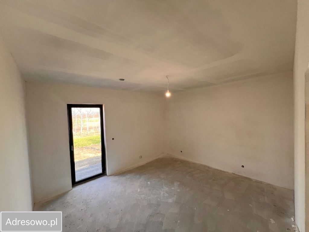 dom wolnostojący, 4 pokoje Sangrodz. Zdjęcie 7