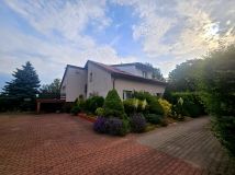 dom wolnostojący, 7 pokoi Dominów, Dominów. Zdjęcie 1
