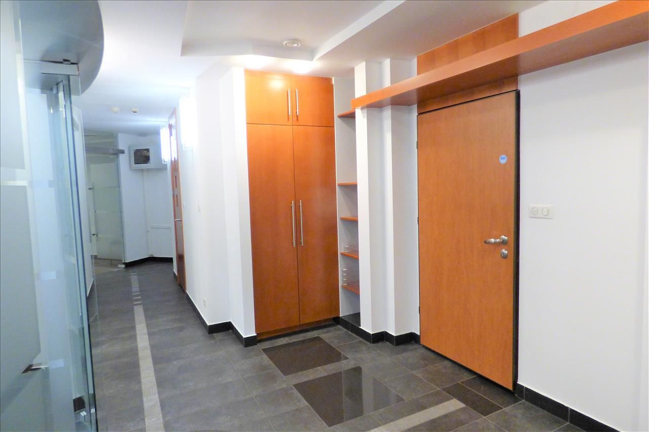 Biuro Warszawa Śródmieście, ul. Grzybowska. Zdjęcie 5