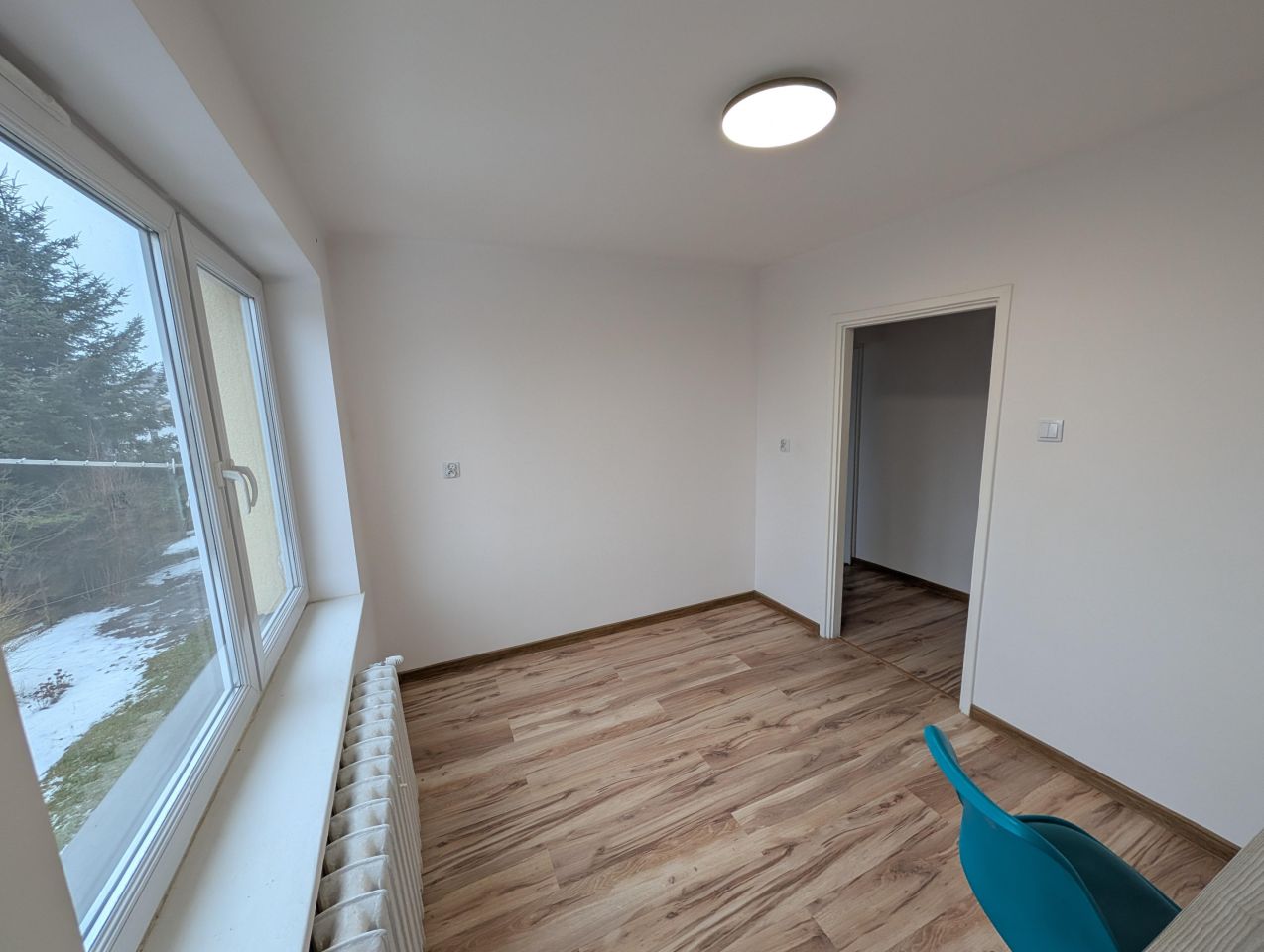 Mieszkanie 3-pokojowe Książ Wielki Mirów-Zamek, ul. Mikołaja Reja. Zdjęcie 4