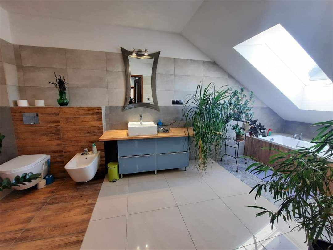 dom wolnostojący, 7 pokoi Kochlice, ul. Miła. Zdjęcie 14