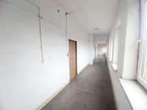 Hala/magazyn Promnik. Zdjęcie 4