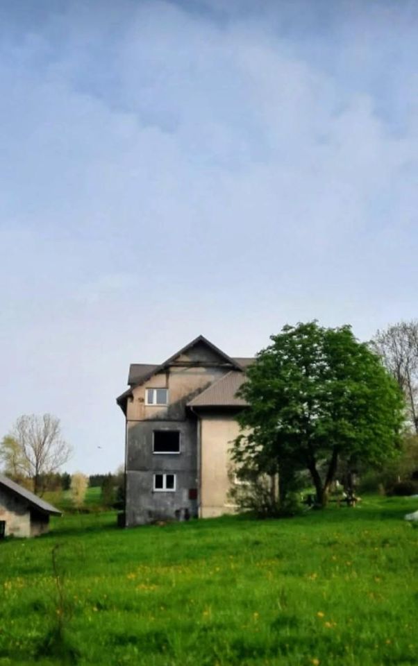 dom wolnostojący, 8 pokoi Czyrna. Zdjęcie 2