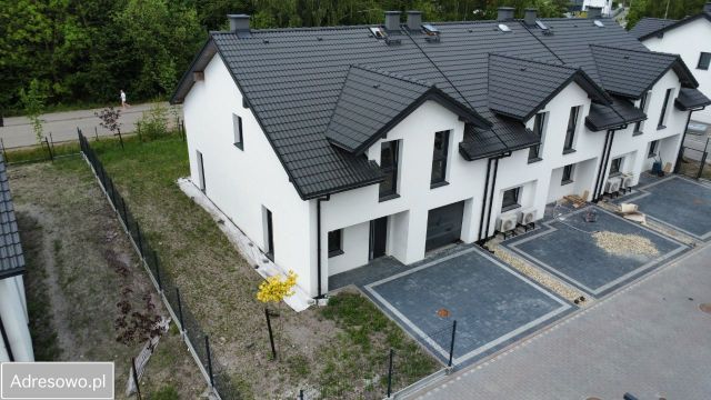 dom szeregowy, 6 pokoi Ruda Śląska Halemba, ul. Ewy i Andrzeja Blachów. Zdjęcie 1