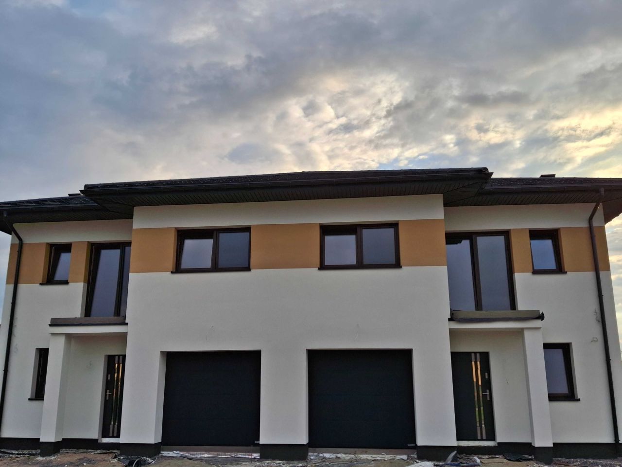 bliźniak Łoziska, ul. Czterech Wiatrów