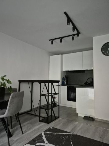 Mieszkanie 3-pokojowe Kraków Czyżyny, os. Dywizjonu 303. Zdjęcie 1