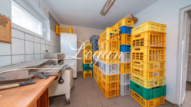 Hala/magazyn Stare Polichno. Zdjęcie 11