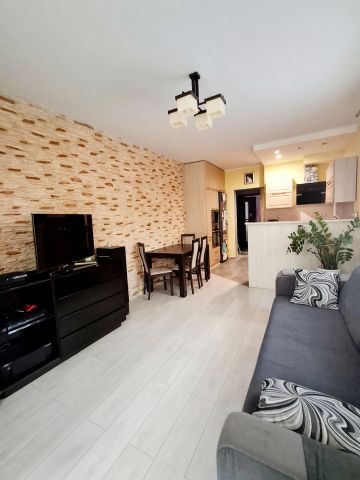 Mieszkanie 3-pokojowe Legnica, ul. Stanisławowska. Zdjęcie 1