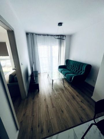 Mieszkanie 2-pokojowe Łódź Polesie, ul. Srebrzyńska. Zdjęcie 1