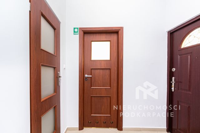 Lokal Rzeszów, al. Józefa Piłsudskiego. Zdjęcie 11