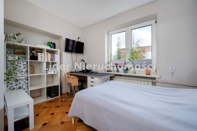 dom wolnostojący, 8 pokoi Pabianice, ul. Karniszewicka. Zdjęcie 10