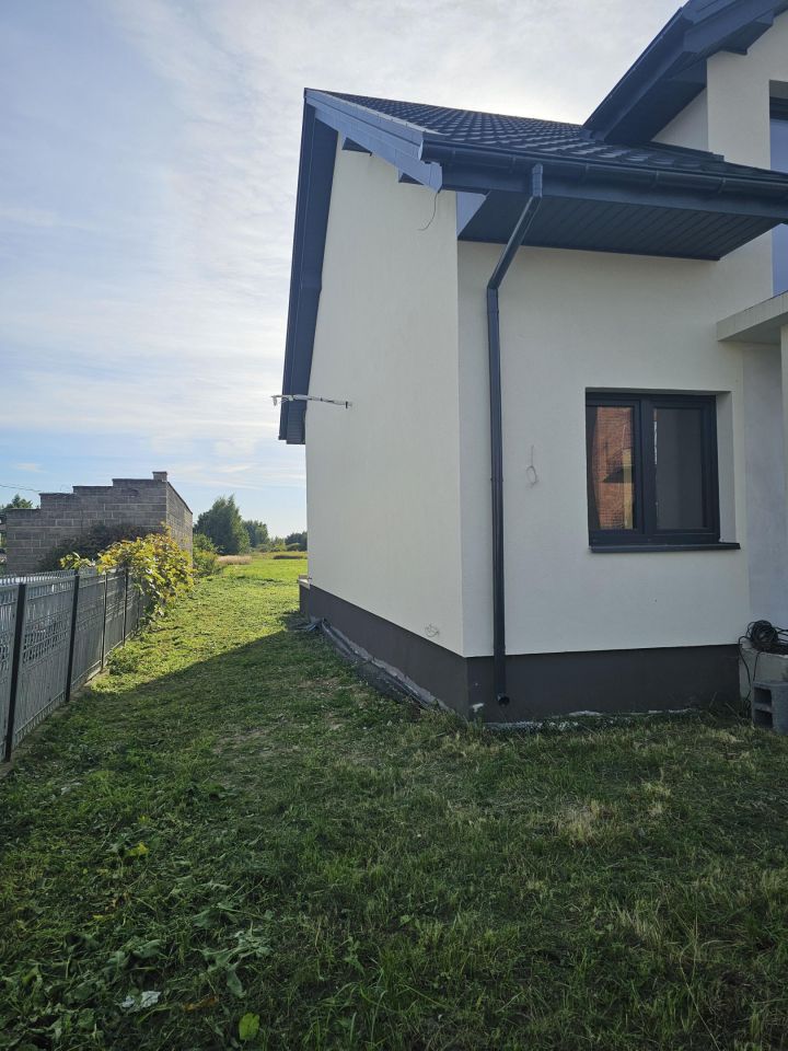 dom wolnostojący, 5 pokoi Radom Malenice, ul. Malenicka. Zdjęcie 2