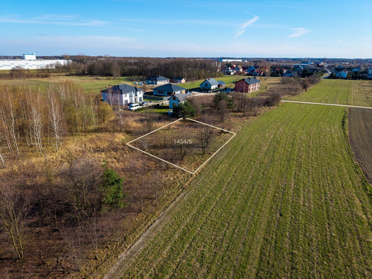 Działka inwestycyjna Mszczonów, ul. Czereśniowa. Zdjęcie 1