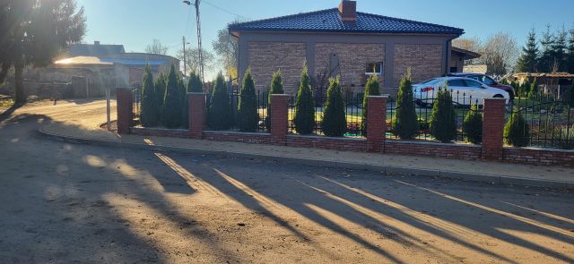 dom wolnostojący, 2 pokoje Poradz. Zdjęcie 16
