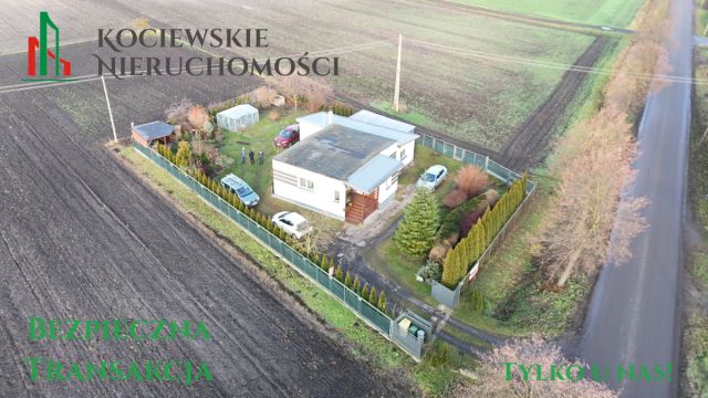 dom wolnostojący, 3 pokoje Bronisławowo. Zdjęcie 1