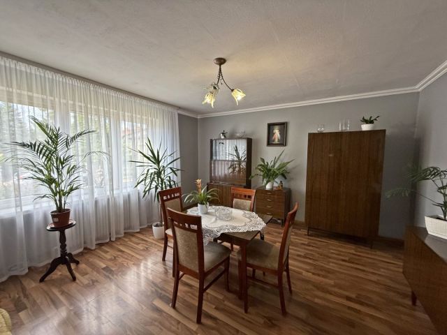 dom wolnostojący, 9 pokoi Kozłów Biskupi, ul. Złota. Zdjęcie 8