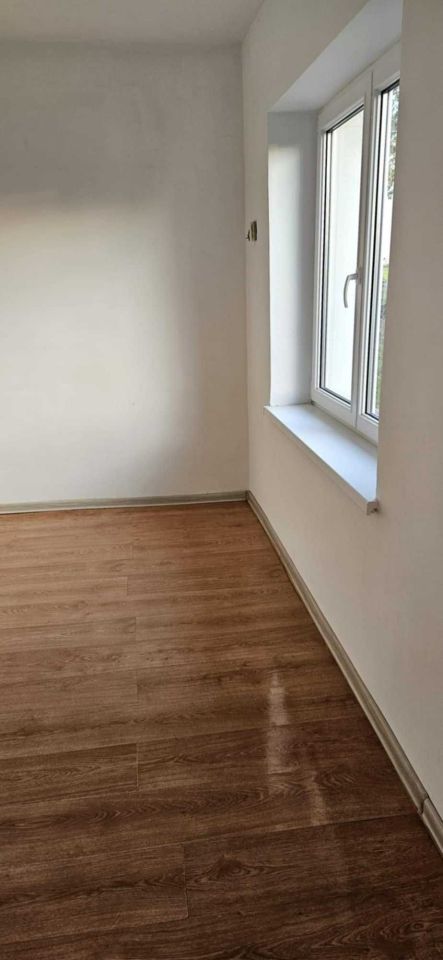 dom wolnostojący, 2 pokoje Ruszki. Zdjęcie 2