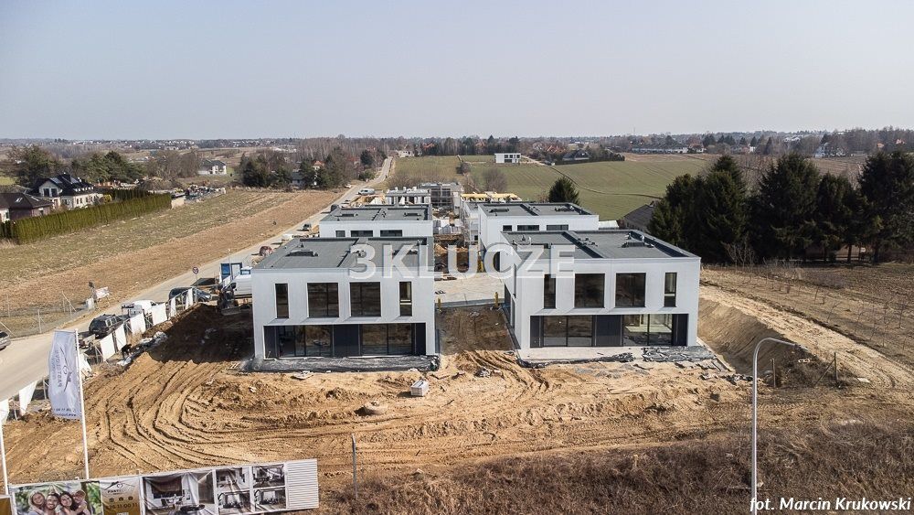 bliźniak, 4 pokoje Marysin. Zdjęcie 2