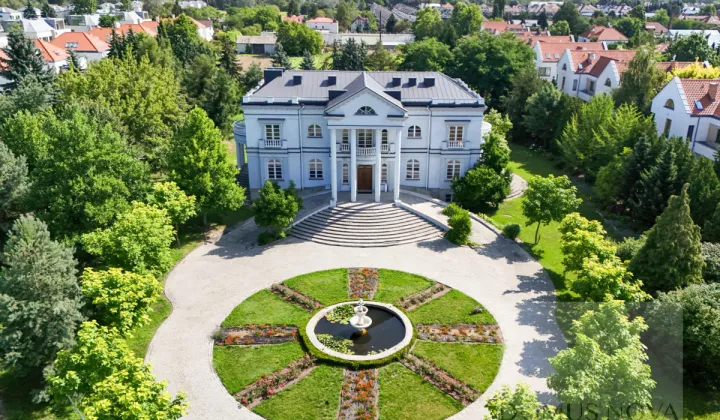 dom wolnostojący, 11 pokoi Warszawa Wilanów, ul. Syta