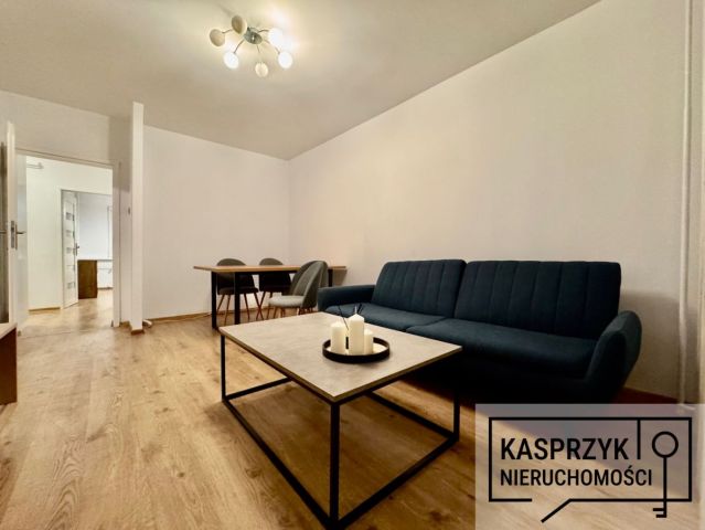 Mieszkanie 3-pokojowe Krosno, ul. Adama Mickiewicza. Zdjęcie 1