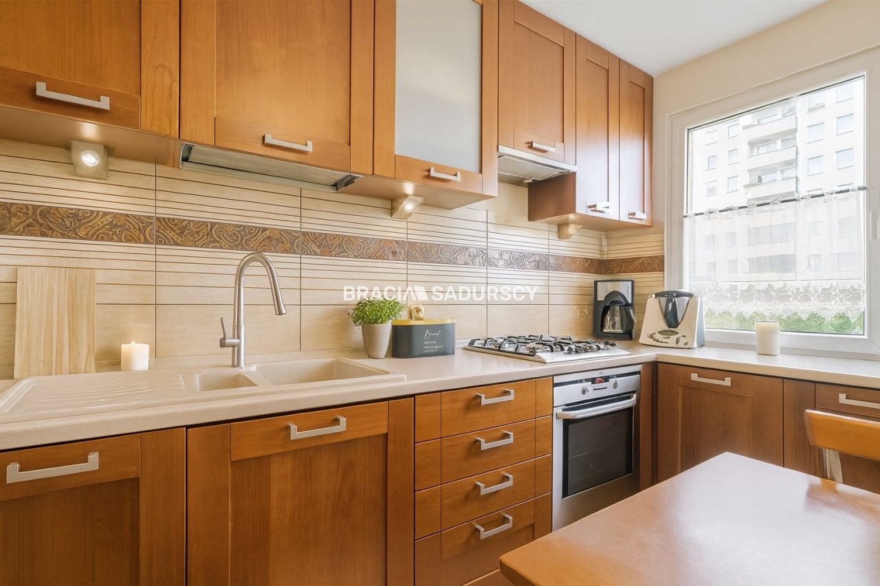 Mieszkanie 4-pokojowe Kraków Prądnik Czerwony, ul. Józefa Łepkowskiego. Zdjęcie 4