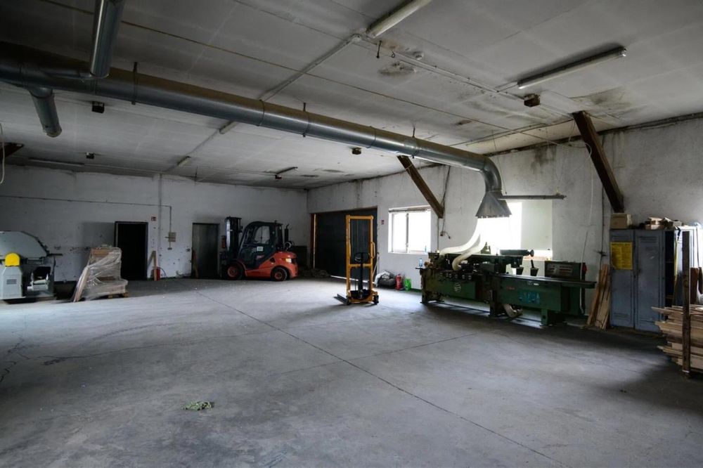 Hala/magazyn Smolniki. Zdjęcie 4