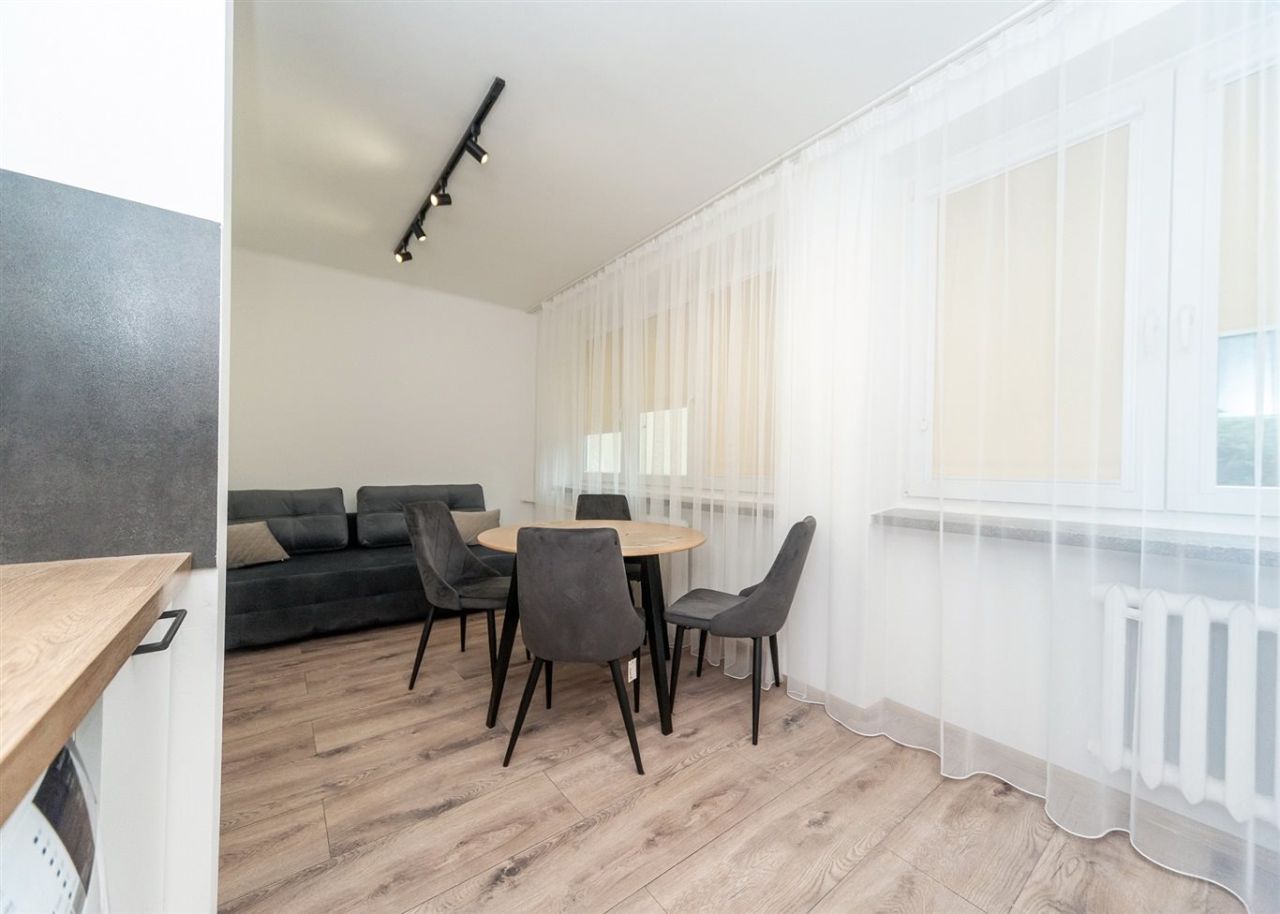 Mieszkanie 3-pokojowe Bielsko-Biała Śródmieście, ul. Bohaterów Warszawy. Zdjęcie 4