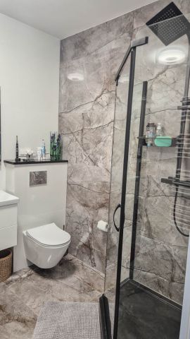 Mieszkanie 3-pokojowe Jelenia Góra Centrum, ul. Jana Matejki. Zdjęcie 17