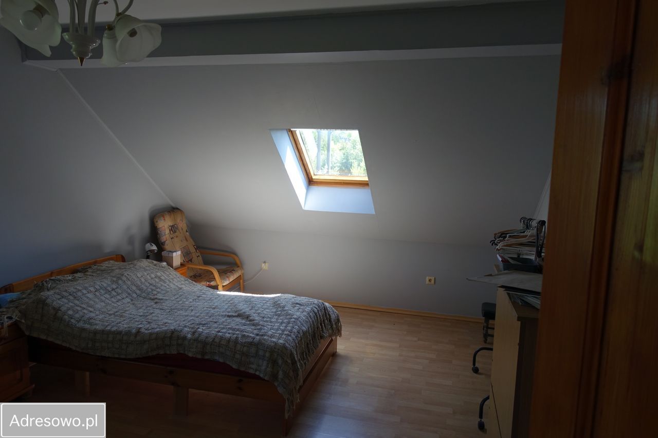 dom wolnostojący, 4 pokoje Rożnowa. Zdjęcie 8