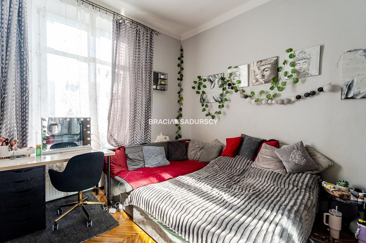 dom wolnostojący, 6 pokoi Kraków Grzegórzki, ul. gen. Józefa Sowińskiego. Zdjęcie 19