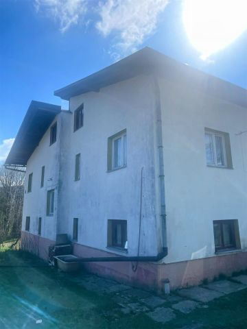 dom wolnostojący, 5 pokoi Krynica-Zdrój. Zdjęcie 2