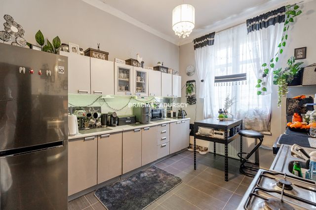 dom wolnostojący, 6 pokoi Kraków Grzegórzki, ul. gen. Józefa Sowińskiego. Zdjęcie 16