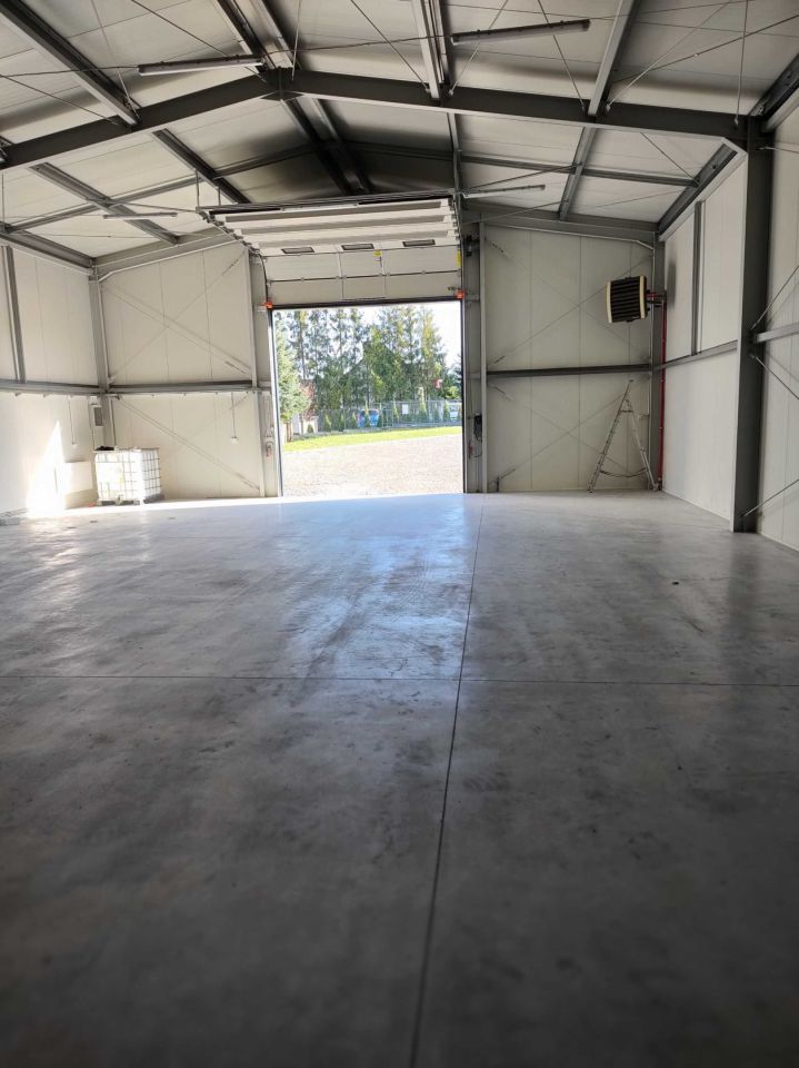 Hala/magazyn Huta Komorowska. Zdjęcie 7