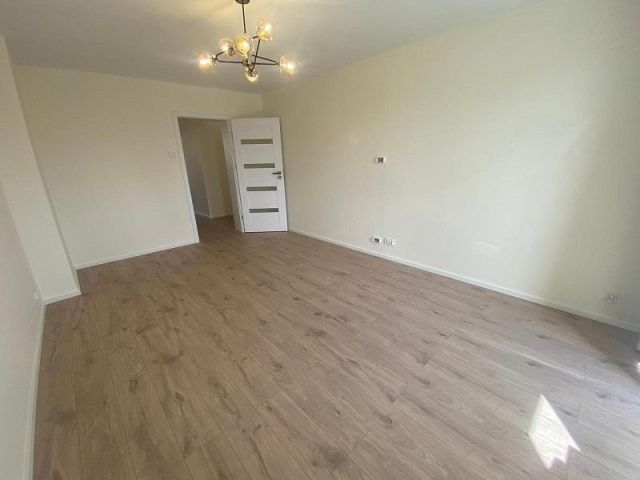 Mieszkanie 3-pokojowe Kalisz Centrum, ul. Stanisława Staszica. Zdjęcie 2