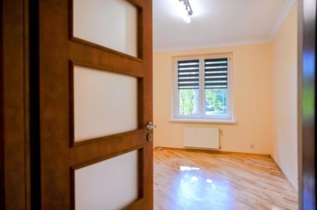 Mieszkanie 3-pokojowe Gliwice Łabędy, ul. Przyszowska. Zdjęcie 1