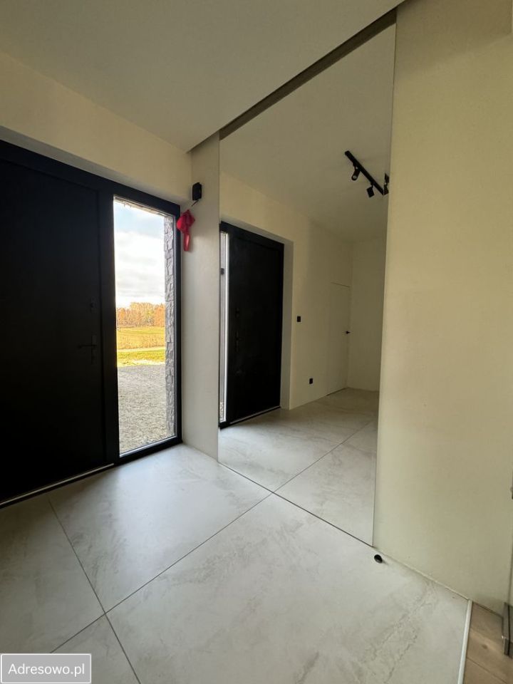 dom wolnostojący, 5 pokoi Miłków. Zdjęcie 12