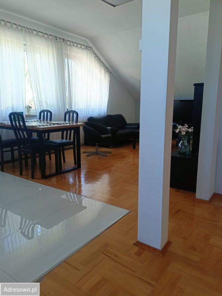 dom wolnostojący, 8 pokoi Częstochowa Stradom, ul. Królewska. Zdjęcie 8