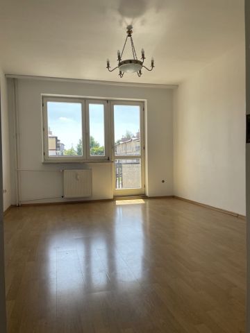 Mieszkanie 2-pokojowe Pruszków, ul. Emancypantek. Zdjęcie 1