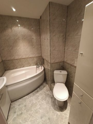 Mieszkanie 2-pokojowe Bytom Stroszek, ul. ks. Prymasa Augusta Hlonda. Zdjęcie 3