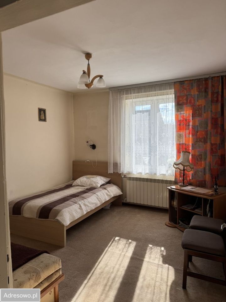 dom wolnostojący, 4 pokoje Nieznamierowice. Zdjęcie 3