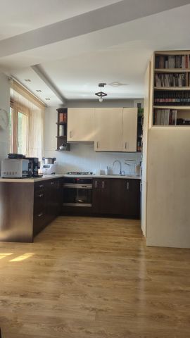 Mieszkanie 3-pokojowe Kraków Tonie, ul. Na Zielonki. Zdjęcie 2