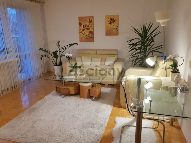 Mieszkanie 3-pokojowe Warszawa Praga-Południe, ul. Czarna Droga. Zdjęcie 2